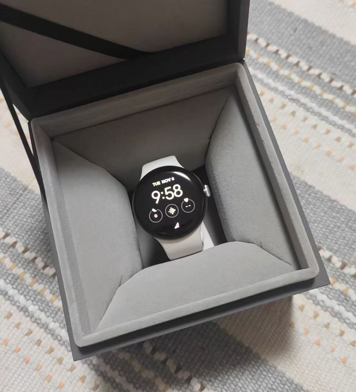 (No Original Package) Google P - Watch Esim ulasan dan harga